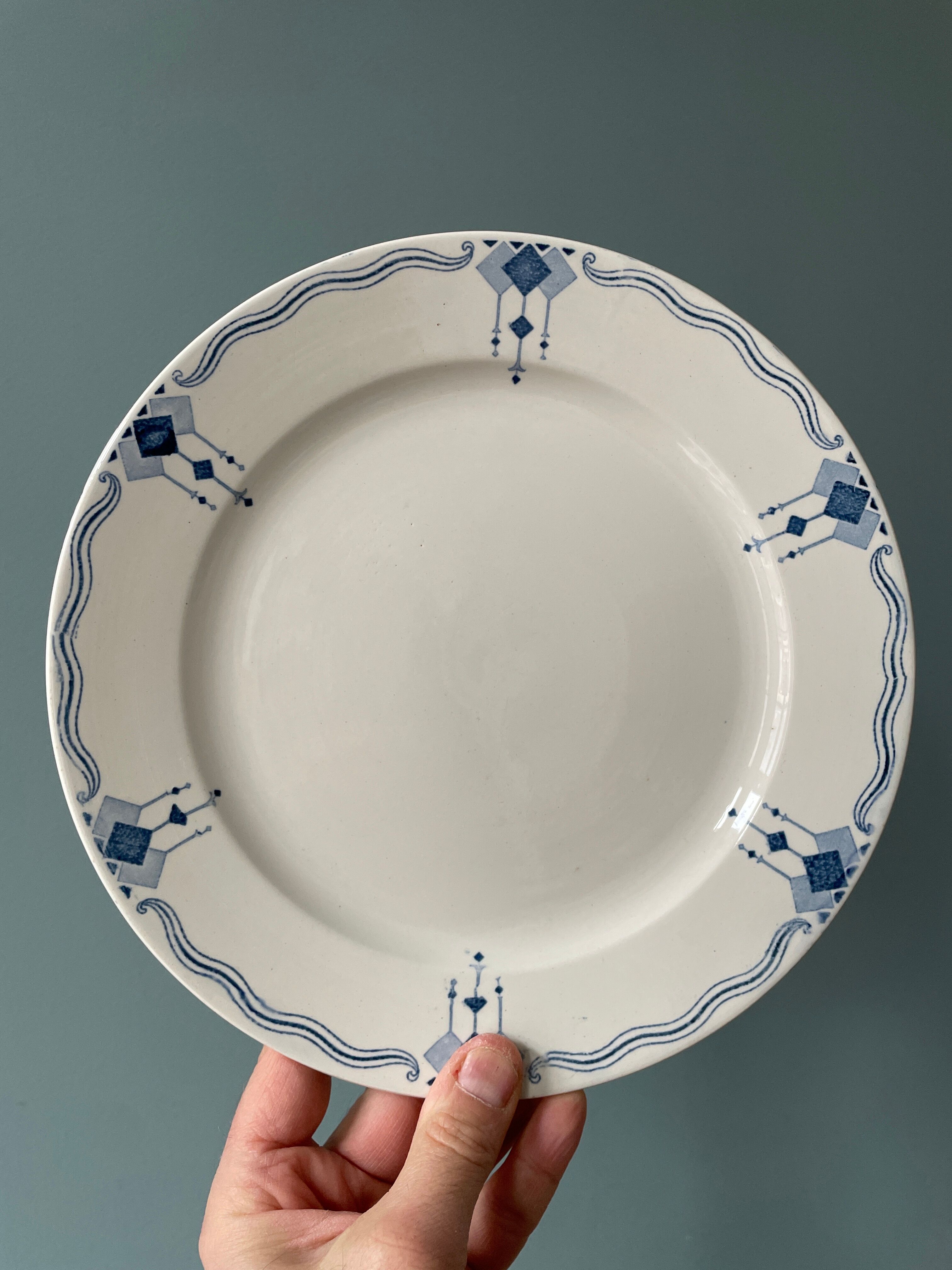 Set of 11 flat plates Saphir U&C Sarreguemines