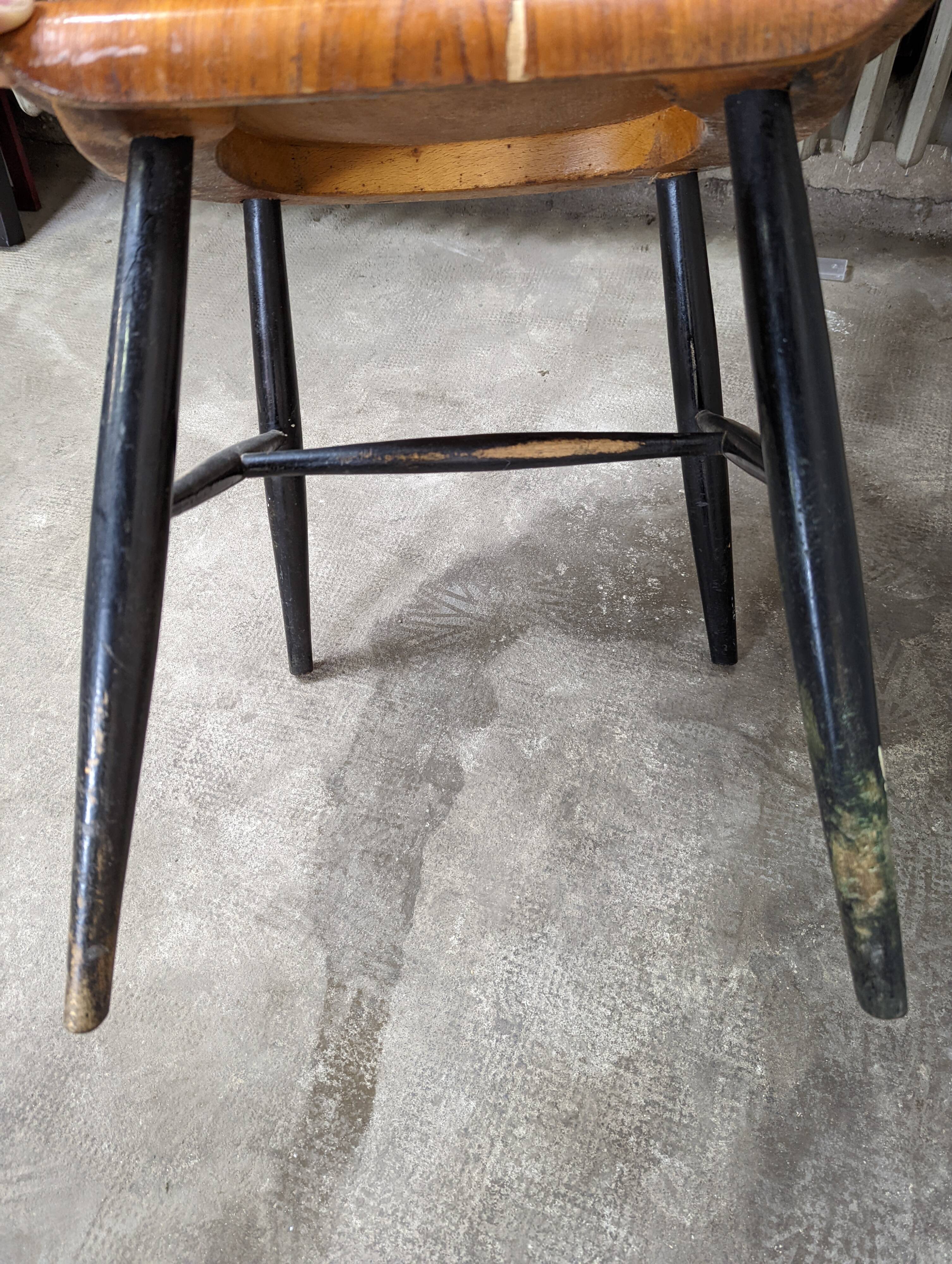 Fanett Chairs by IImari Tapiovaara