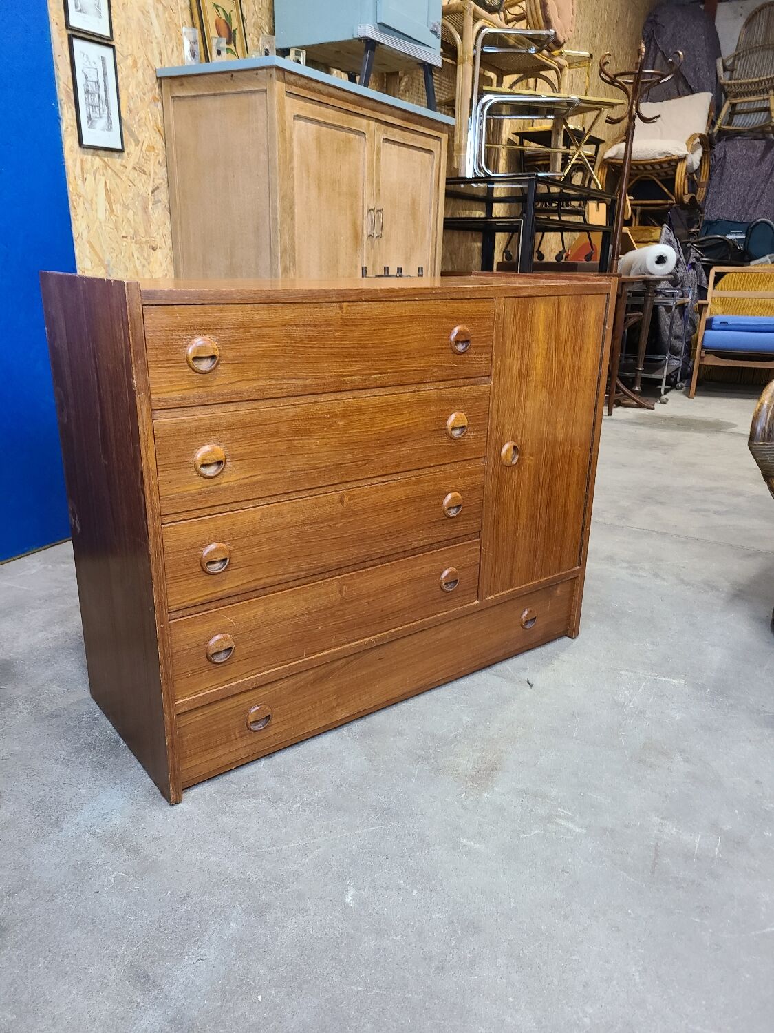 Commode scandinave vers 1960