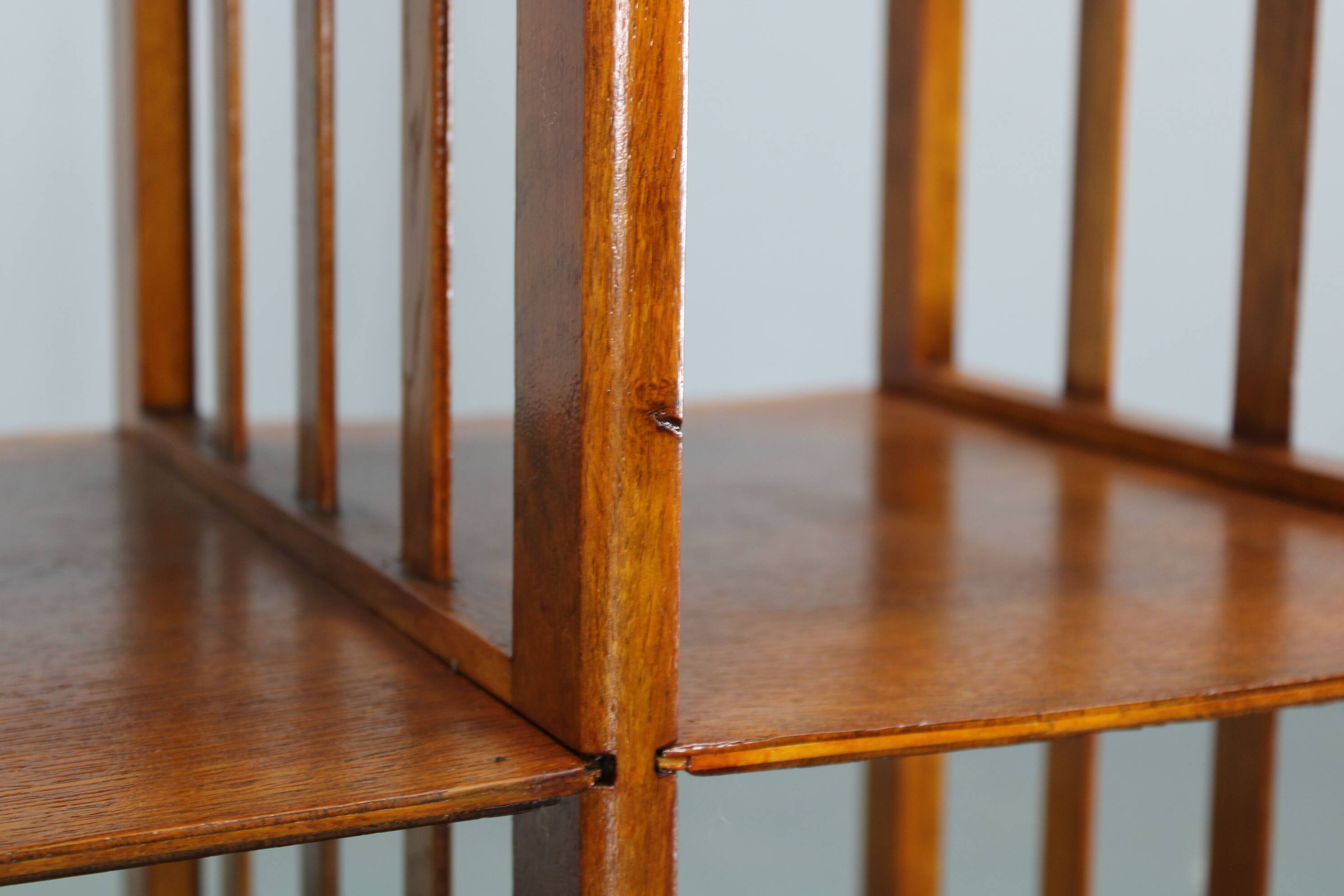 Restored Art Deco oak storage shelf cabinet, Germany 1930s — Bauhaus shelving