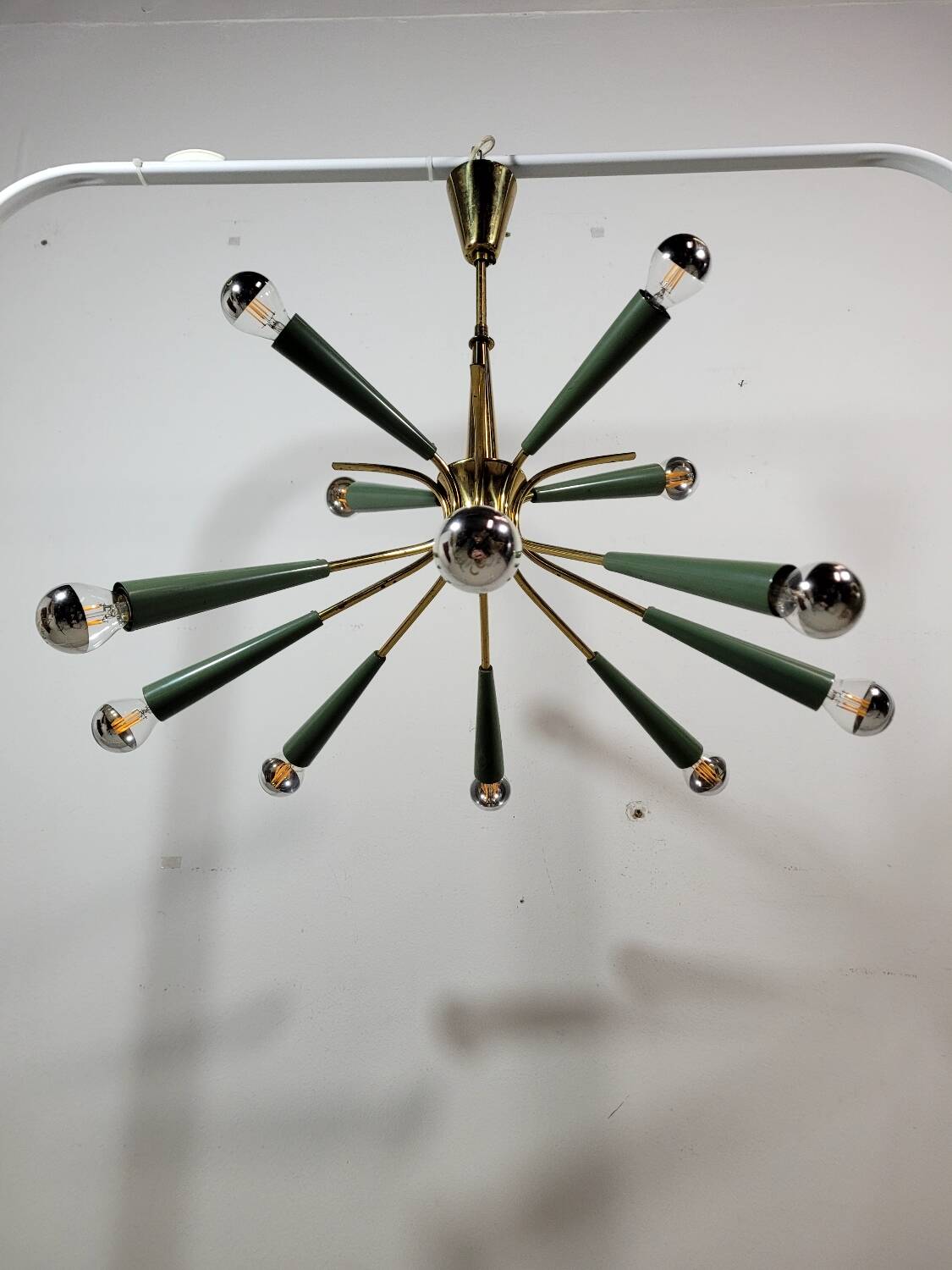 Vintage Sputnik chandelier or suspension in Stilnovo brass