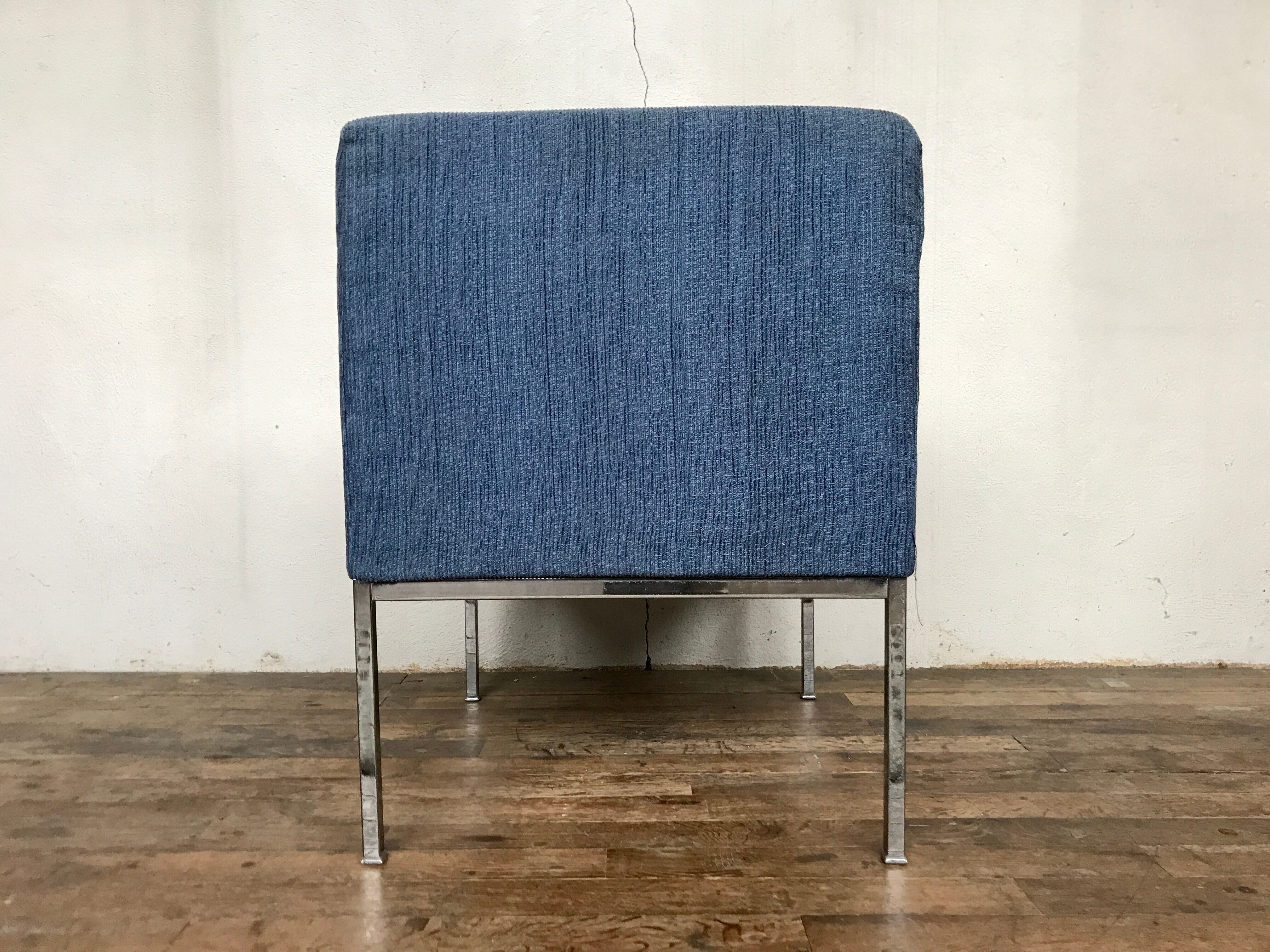 Chrome foot heated chair and vintage blue fabric, 1970
