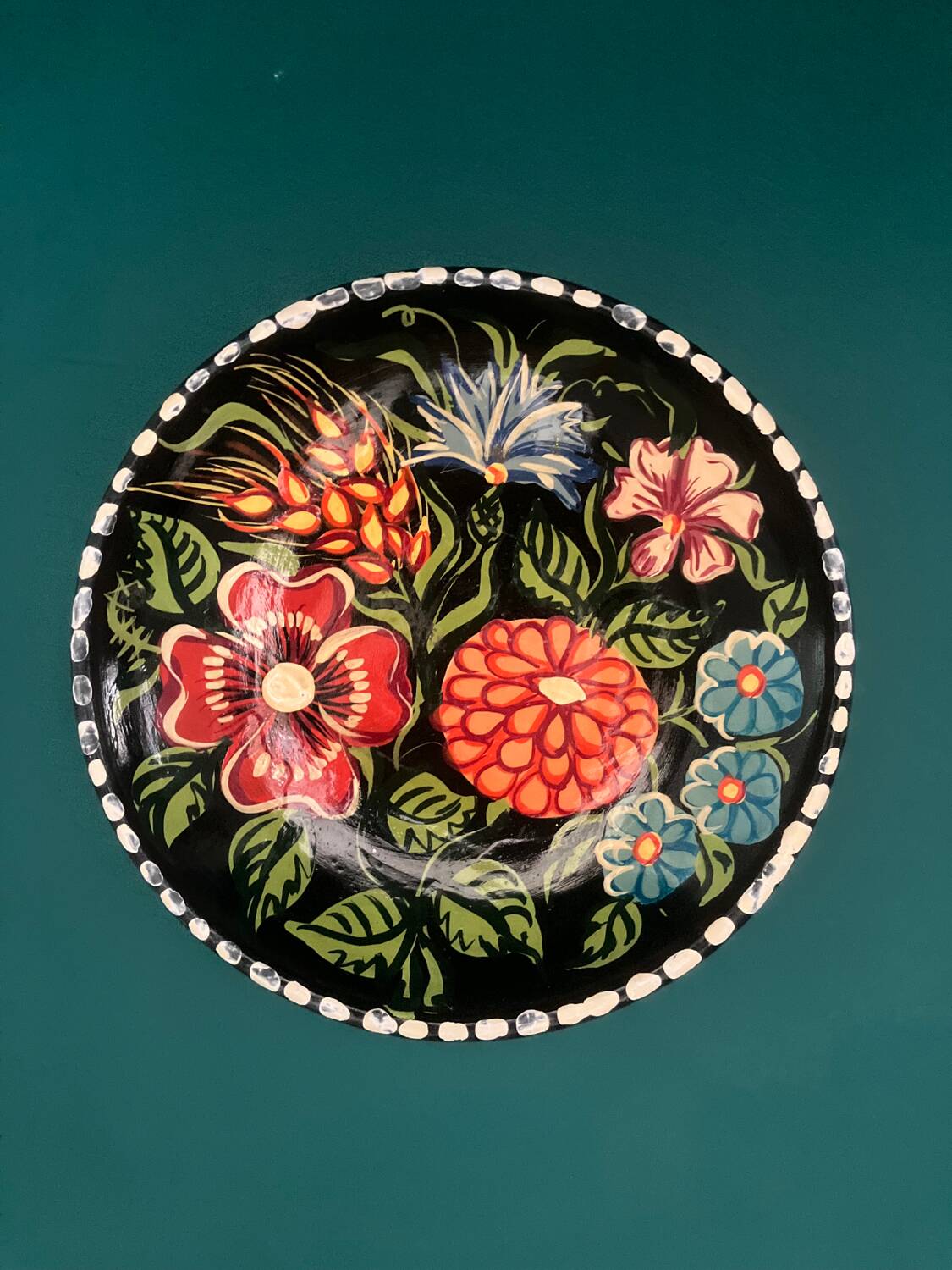 Vintage ceramic decorative plate
