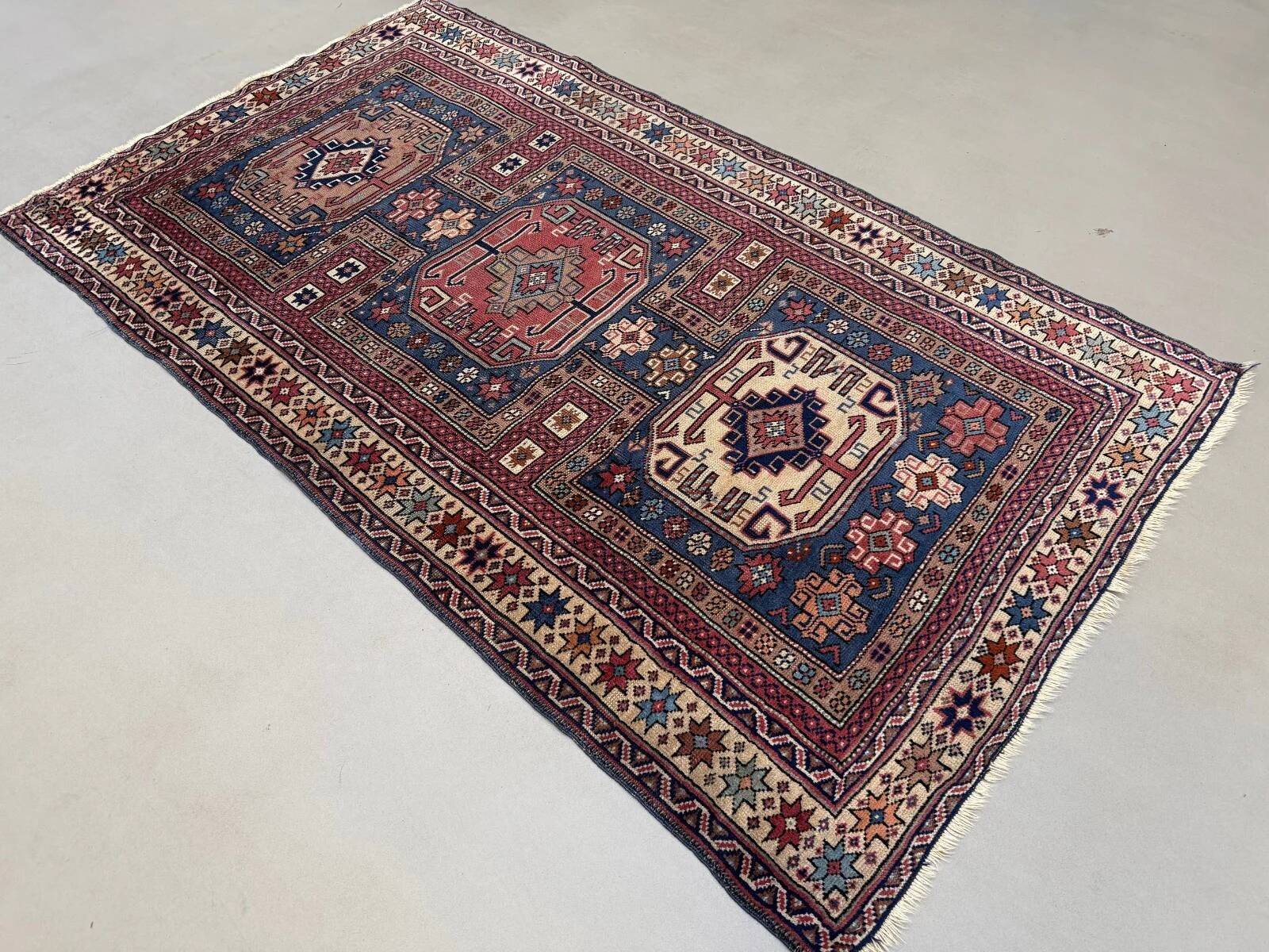 Antique Caucasian rug 215x126 cm Lesghi Star tribal Kazak rug large 2522