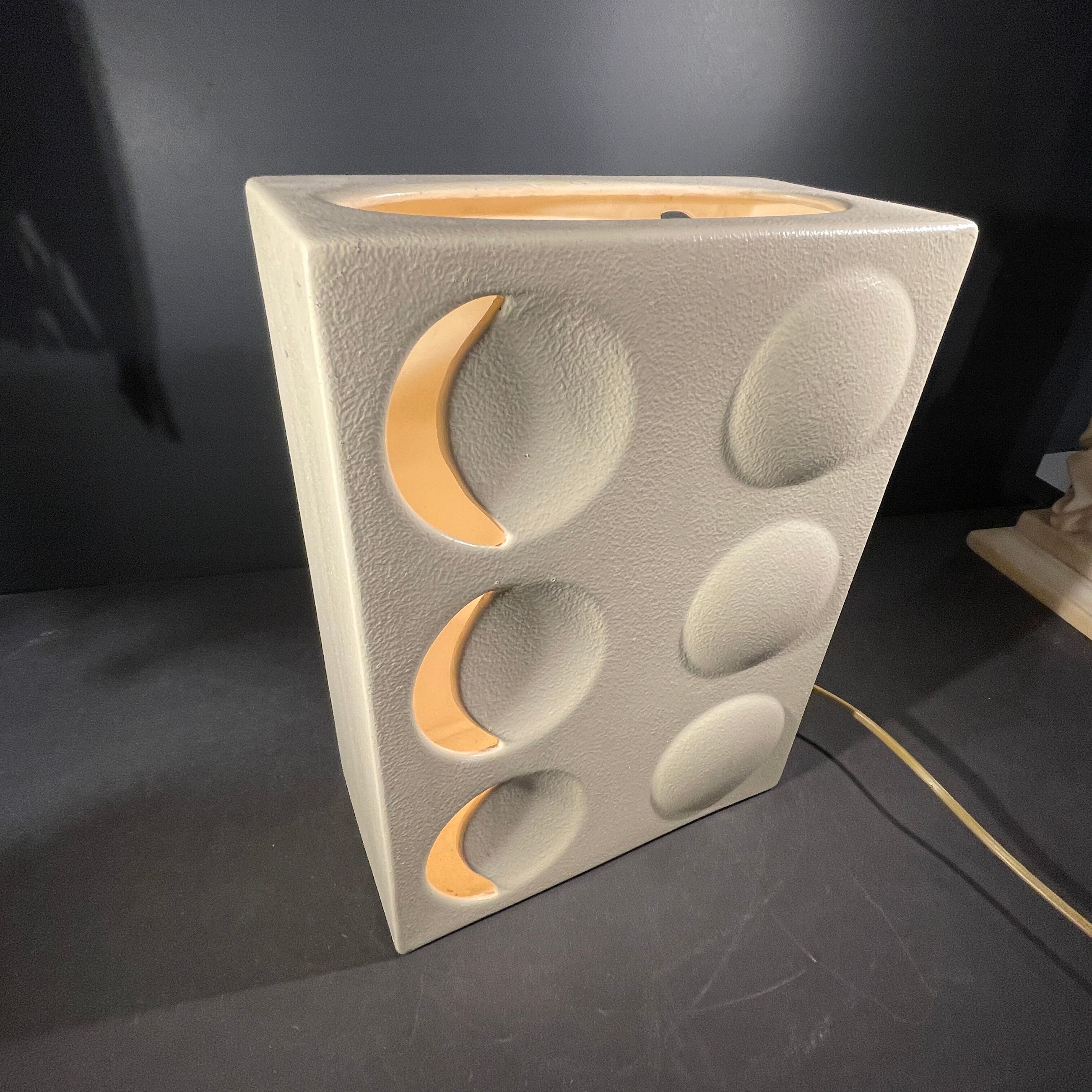 Ceramic table lamp, design optic art, ca 1960s