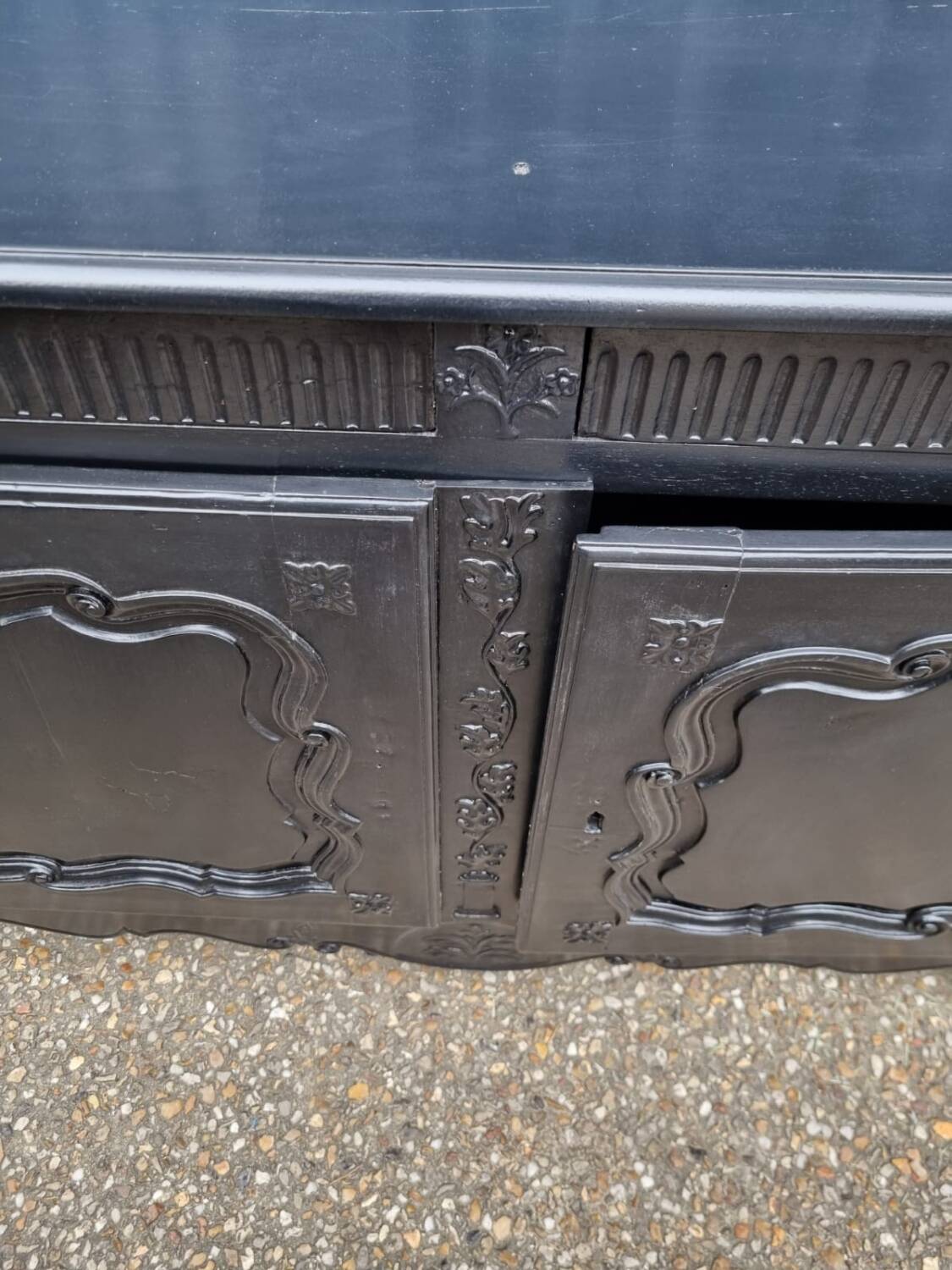 Black Louis XV low sideboard