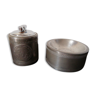 Ensemble briquet de table et cendrier