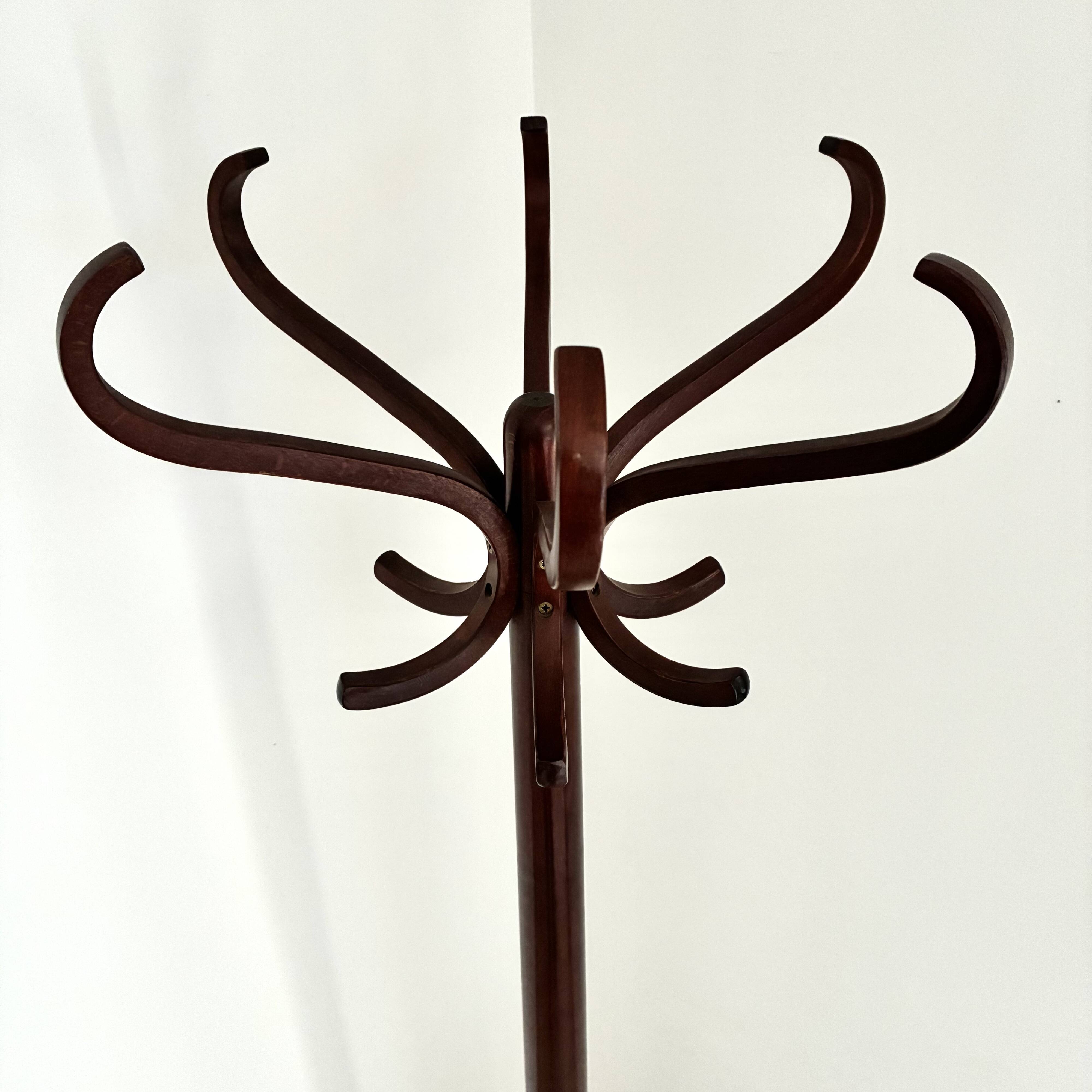 Vintage curved wood parrot coat rack Baumann — Original edition