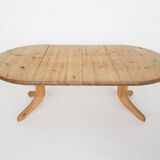 Large pinewood extendable dining table1970's