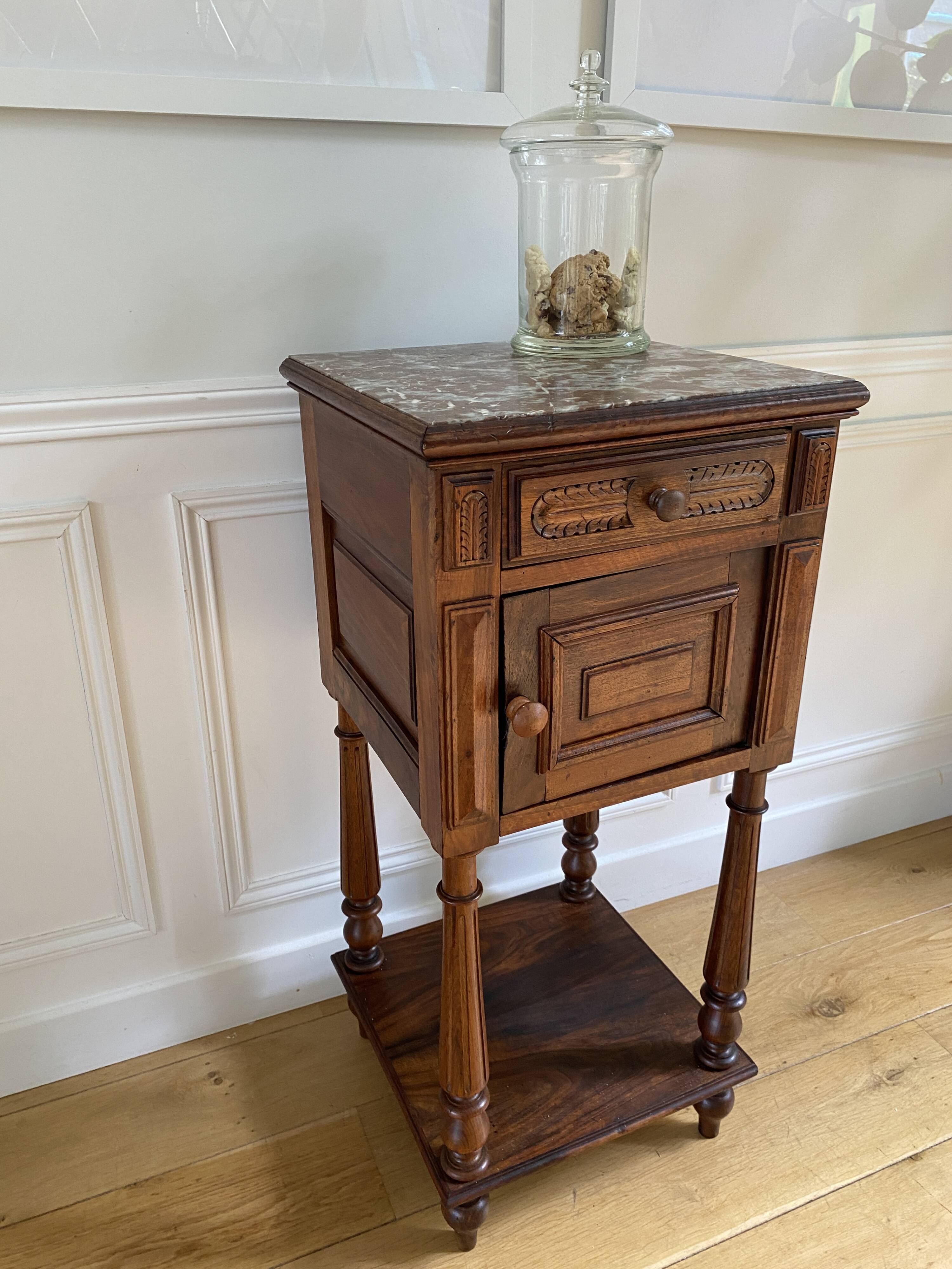 Table de chevet ancienne avec marbre, meuble d'appoint