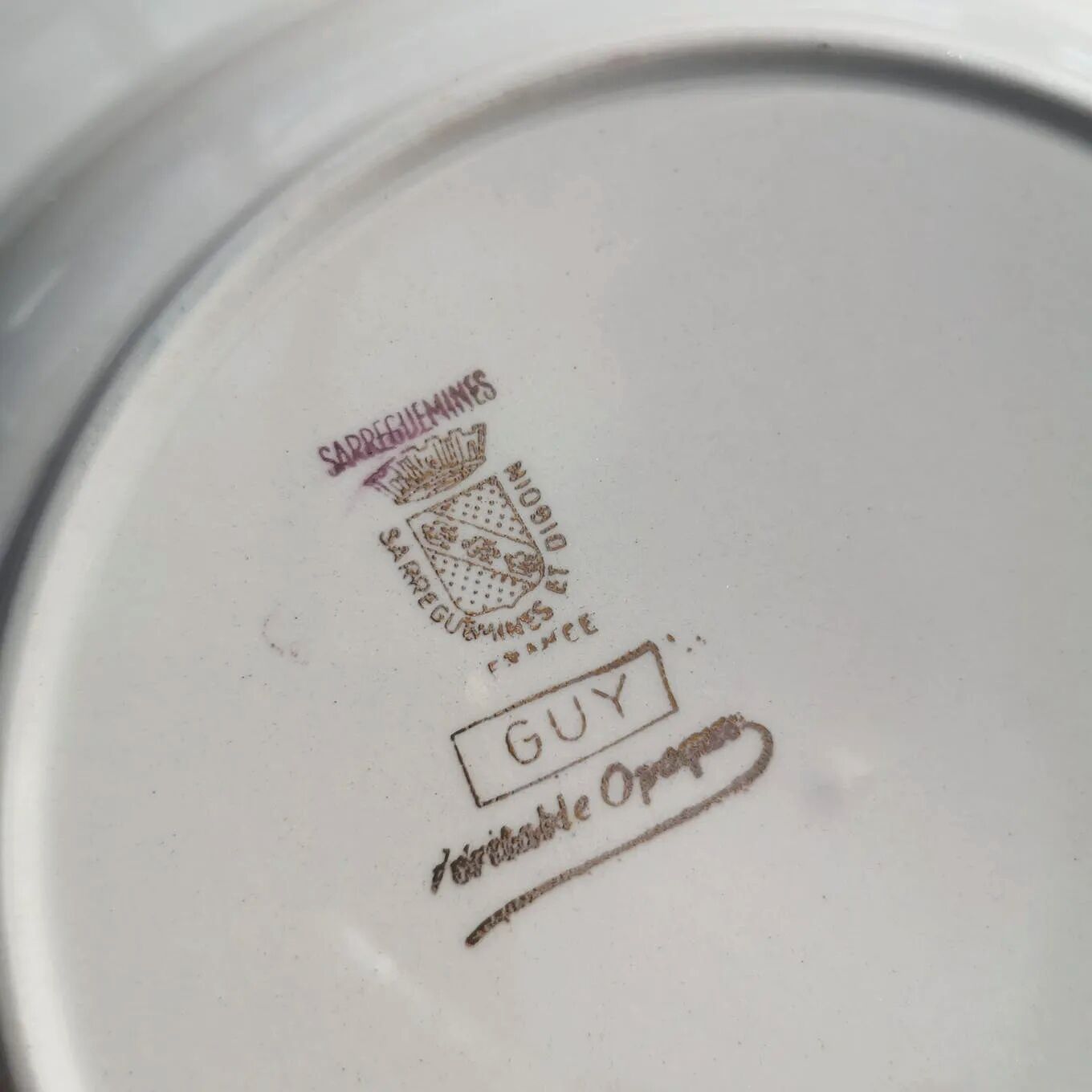 Serving 10 hollow plates from Sarreguemines