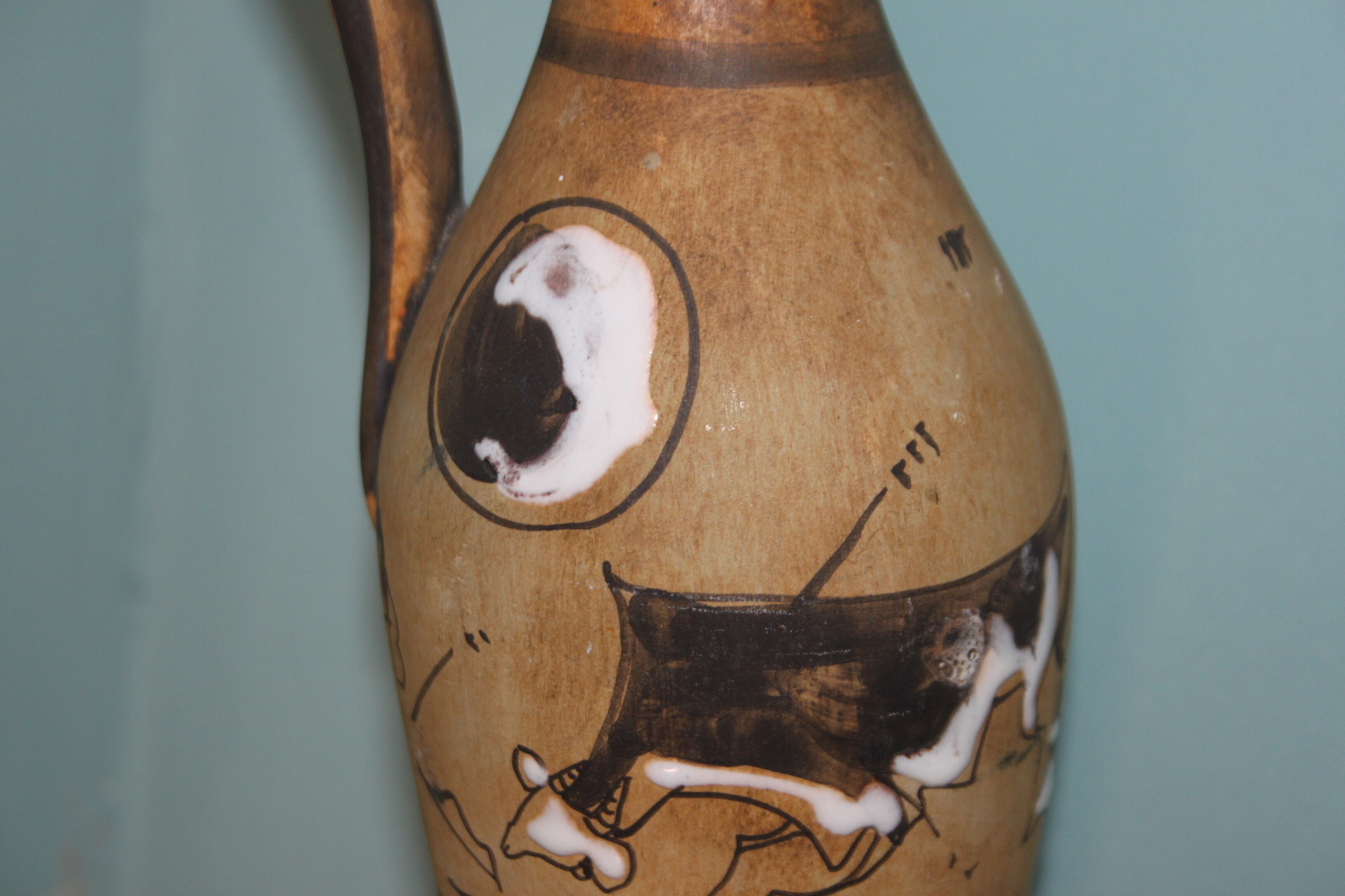 Vintage ceramics from Vallauris. Aiguière of the years 70. Signed Santi.