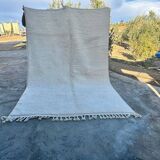Simple white handmade rug 250cm x 150cm