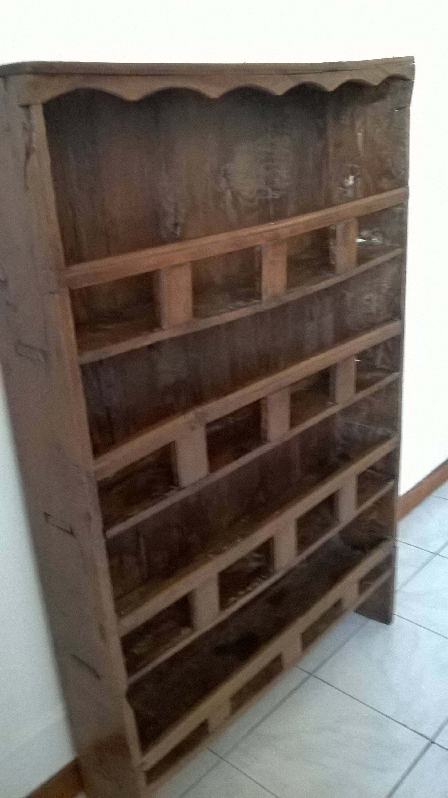Old oak dresser or shelf to place on the ground
