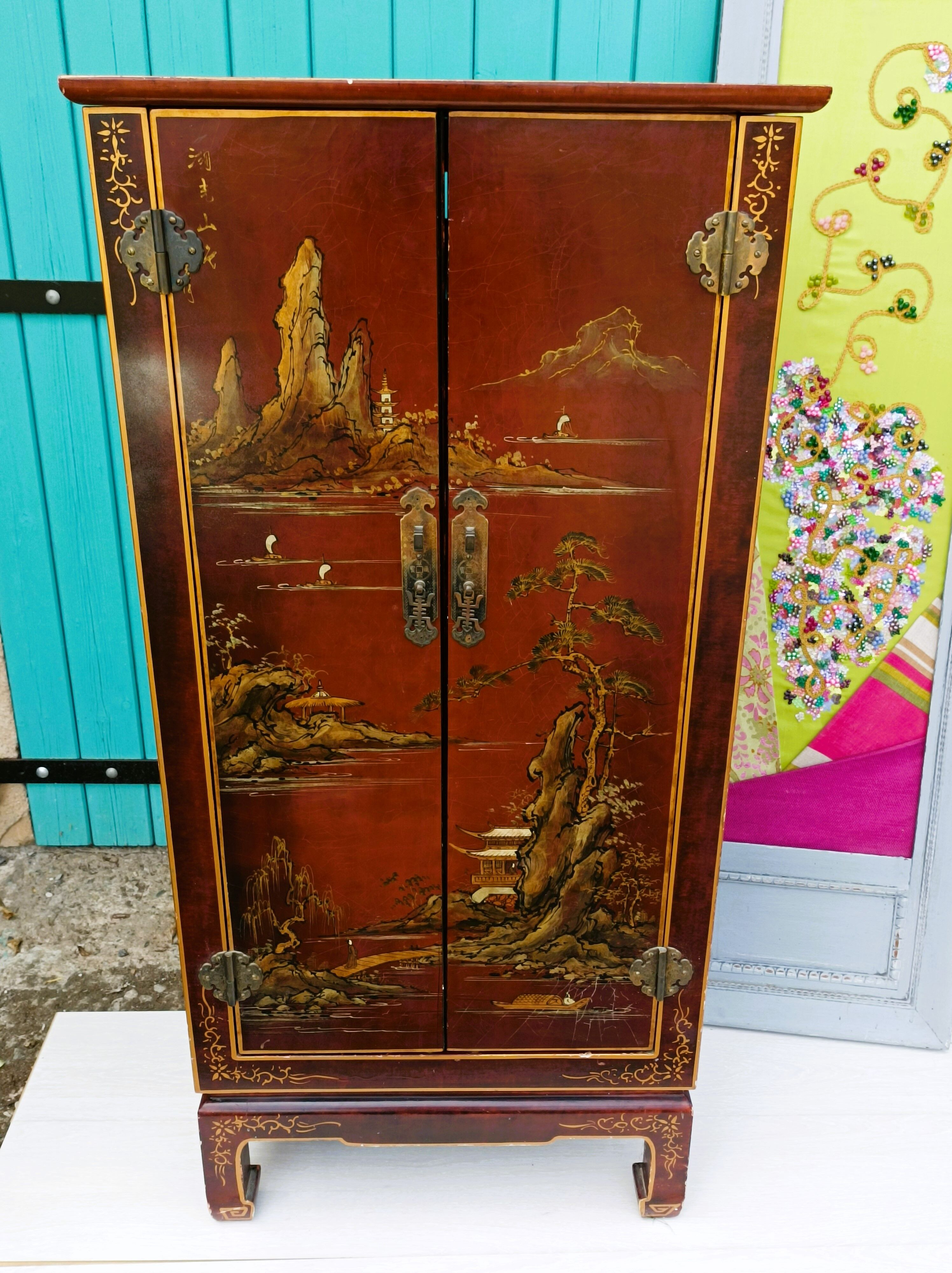 Chinese HiFi cabinet