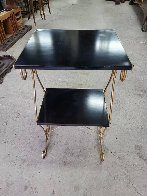 Petite sellette a 2 niveaux en metal et bois 1960