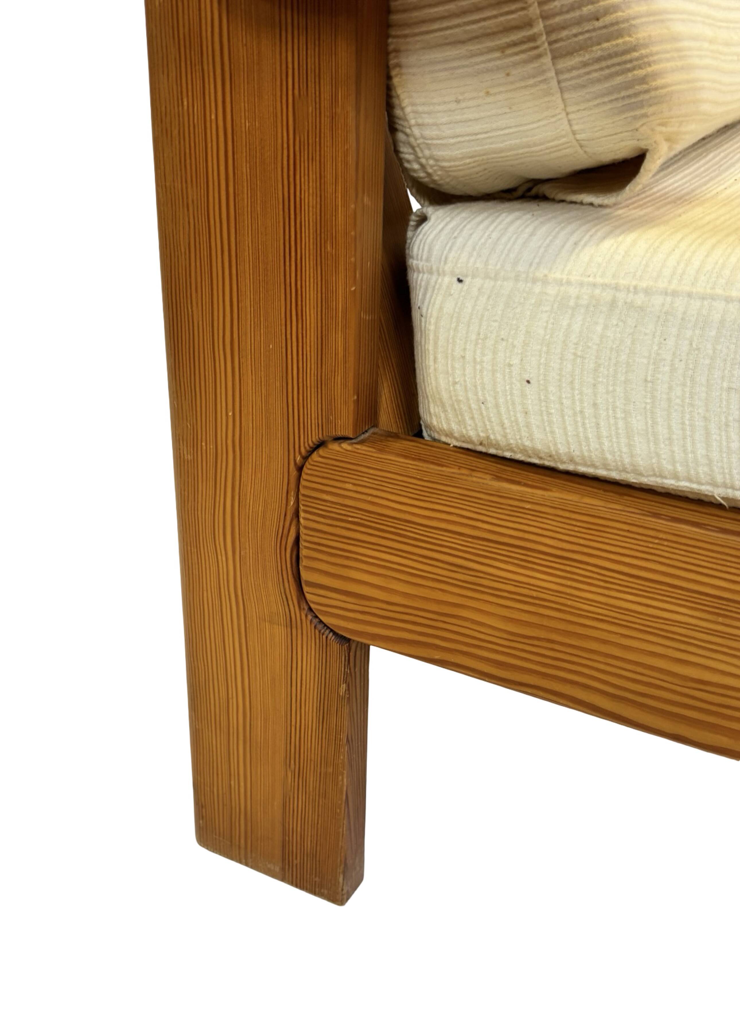 Canapé vintage deux places en pin des années 70 au design minimaliste