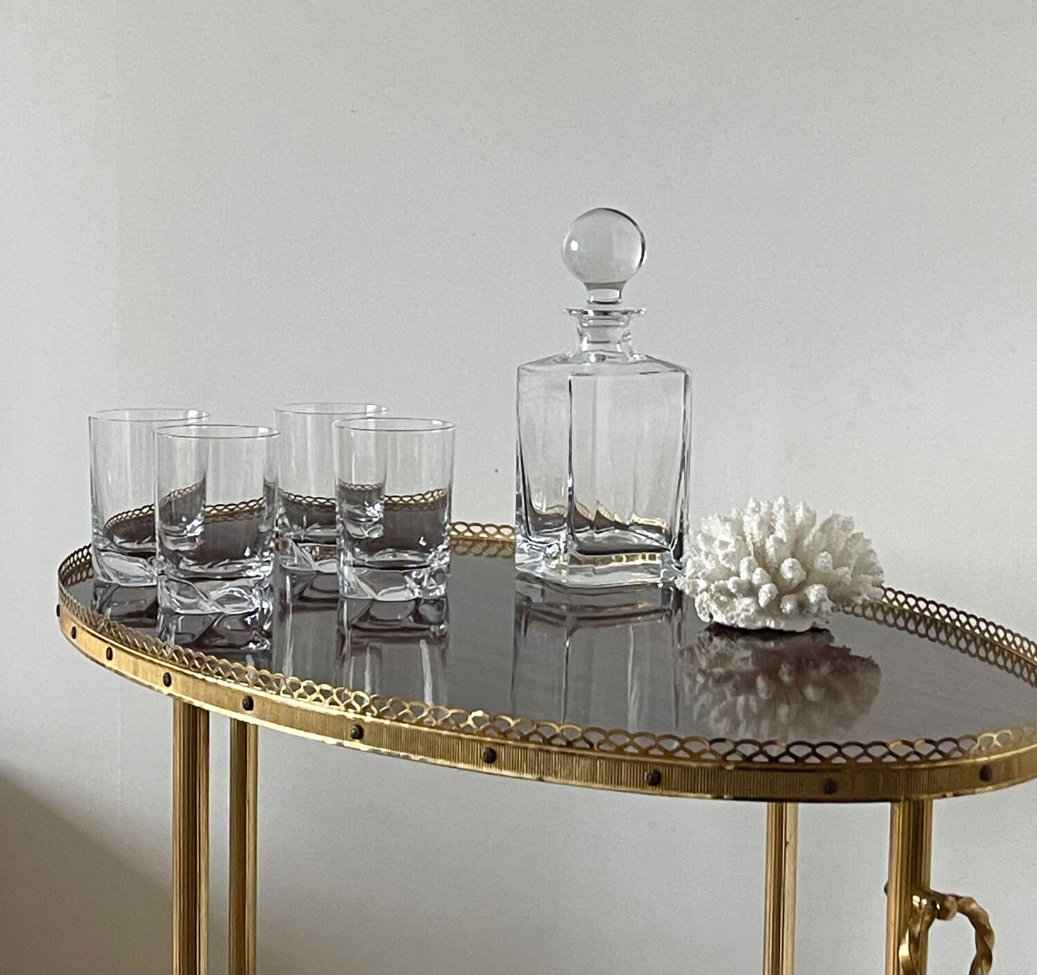 Crystal carafe and 4 glasses Daum France.