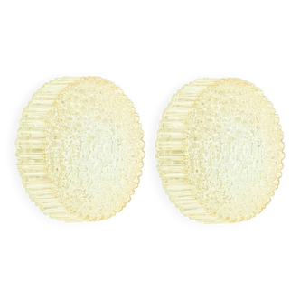 Paire d'appliques ou de plafonniers en verre par H. Tynell pour Limburg, années 1970