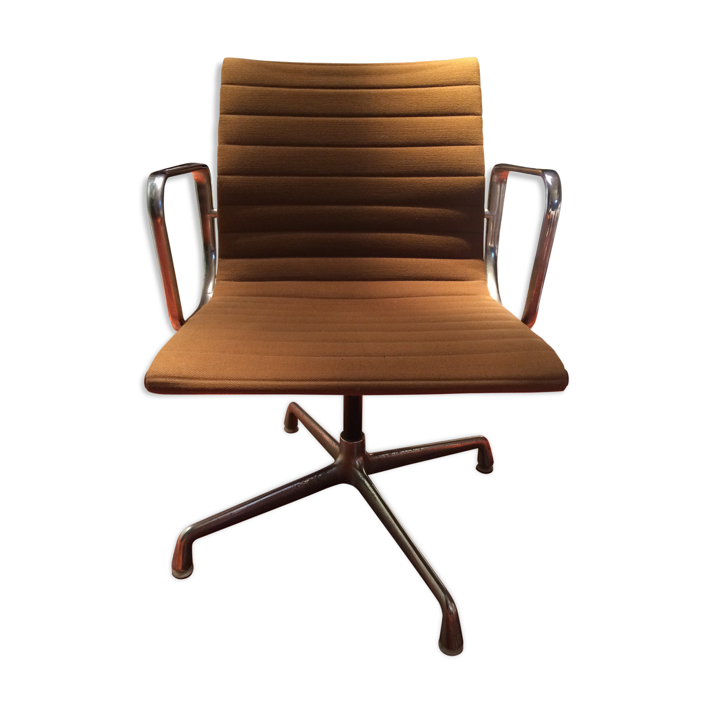 EA108 armchair by Charles & Ray Eames