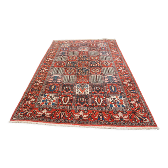 Handmade persian oriental carpet bakhtiar