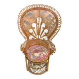 Vintage peacock chair in sculptural blonde rattan, fan back from the 1970s.