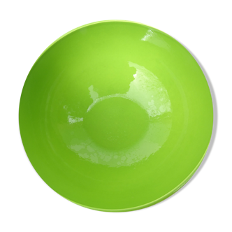 Salted apple green salad