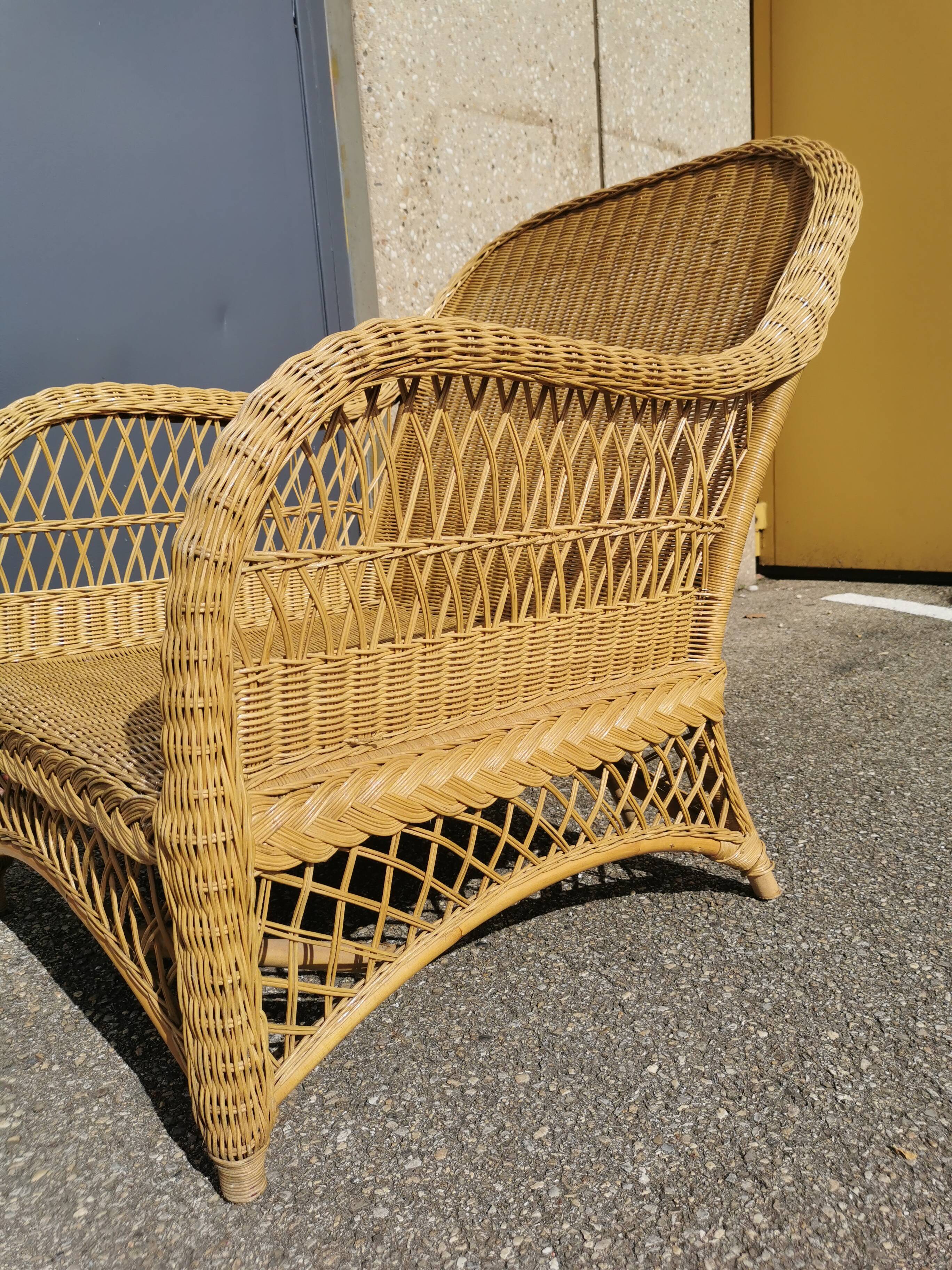 Complete rattan lounge from the 1950s