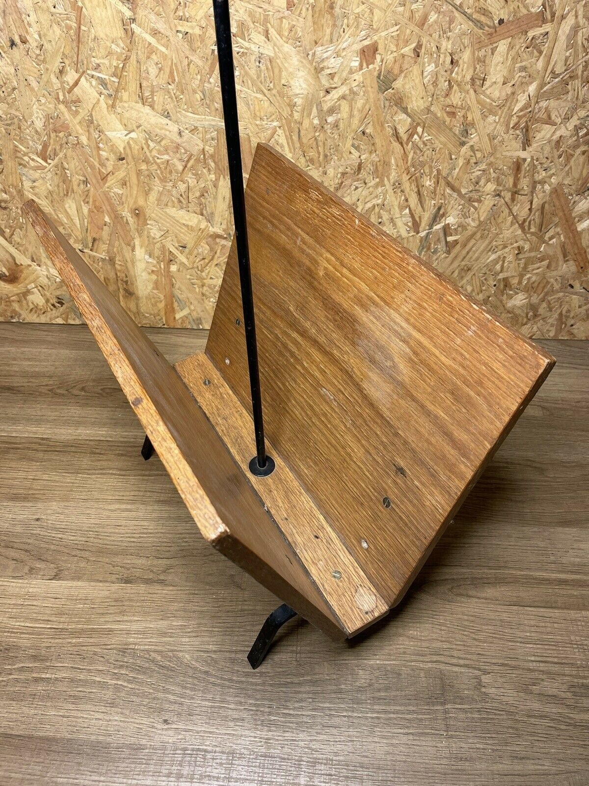 Porte revue anicen vintage year 50,60' modernist, chene, deco chic