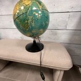Luminous globe