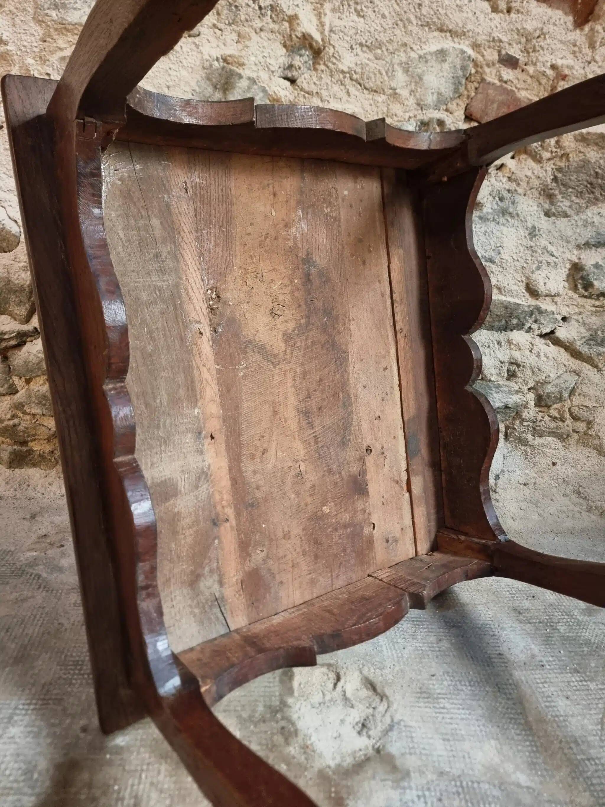 Antique oak side table, provincial writing table from the 18th century, Louis XV style.