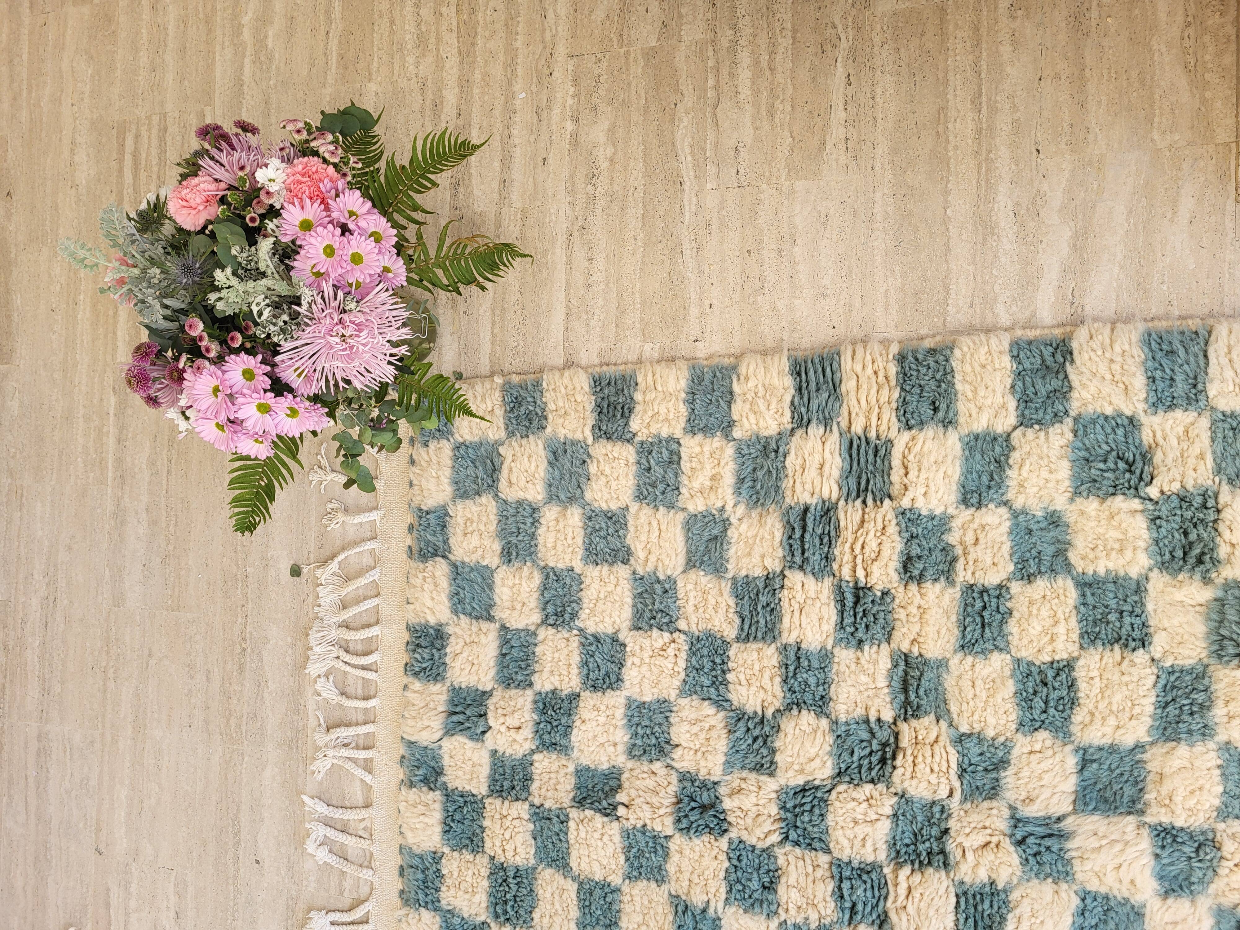 Blue checkered Berber Beni Ouarain rug