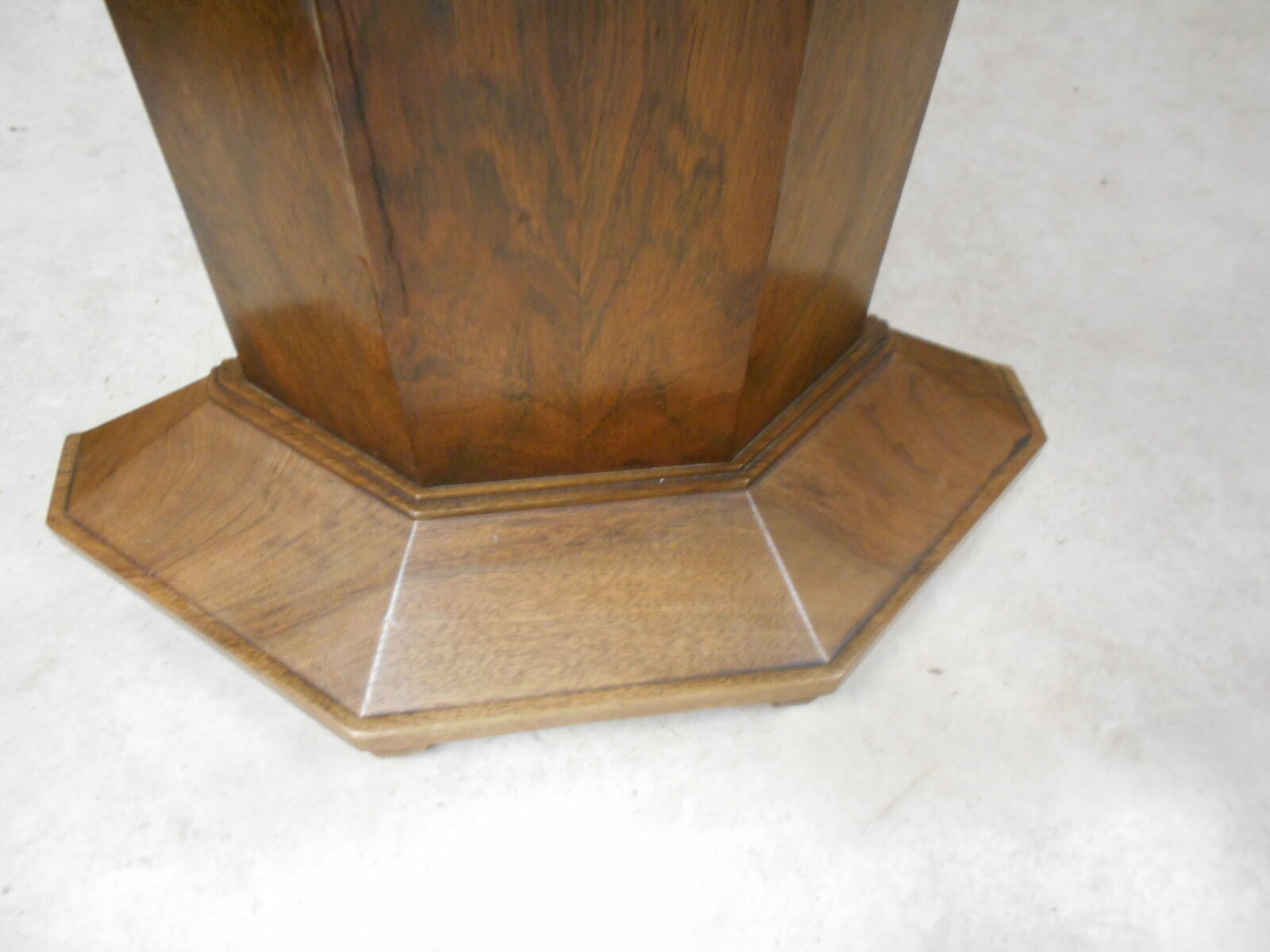 Art deco dining table