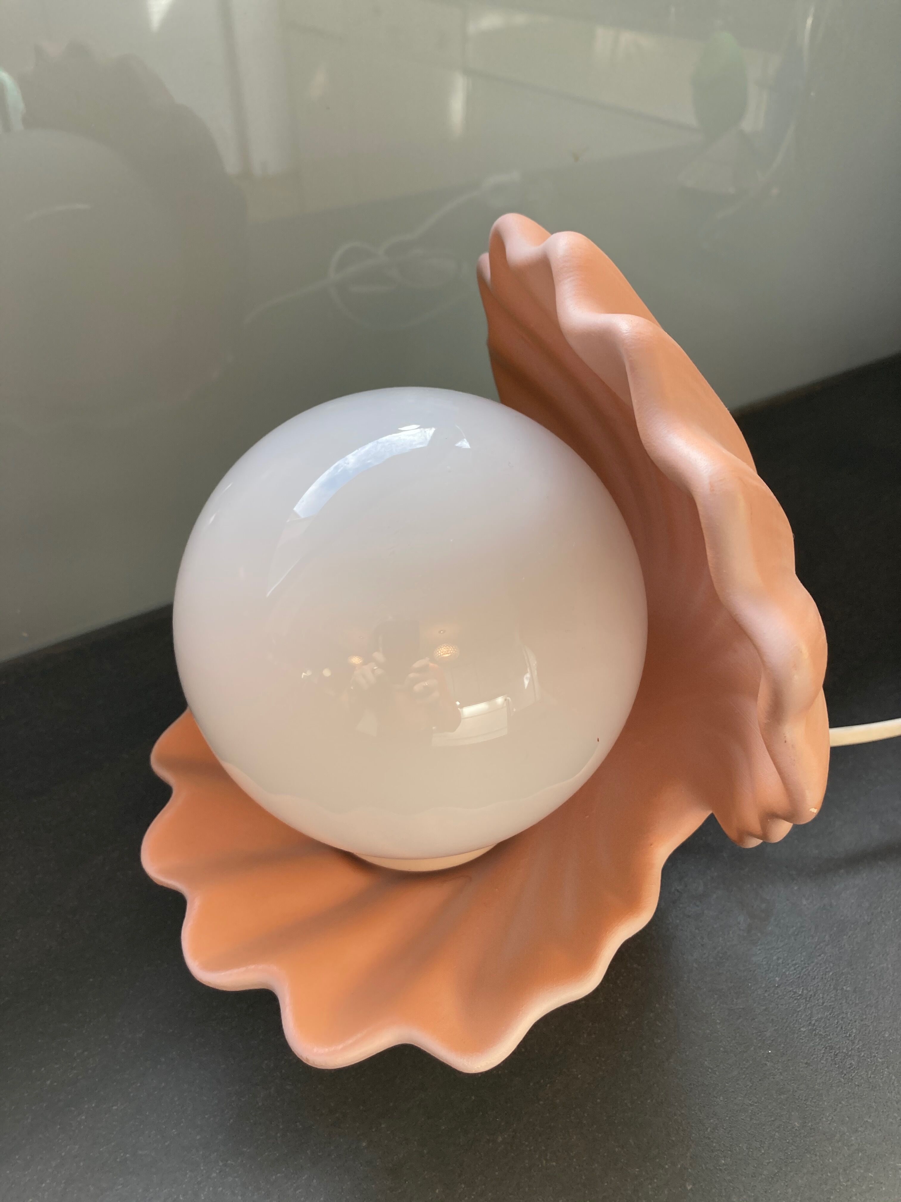 Lampe coquillage céramique et opaline années