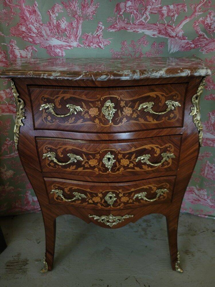 Petite commode Louis XV