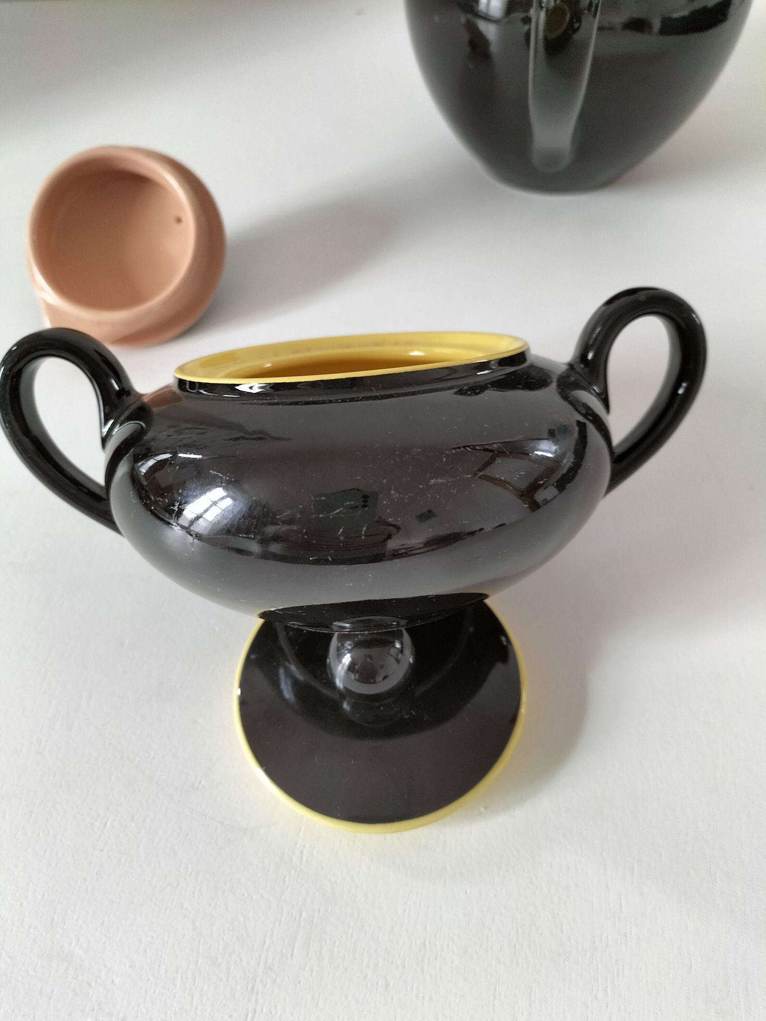 Teapot and sugar bowl Villeroy & Boch model Biarritz glossy black