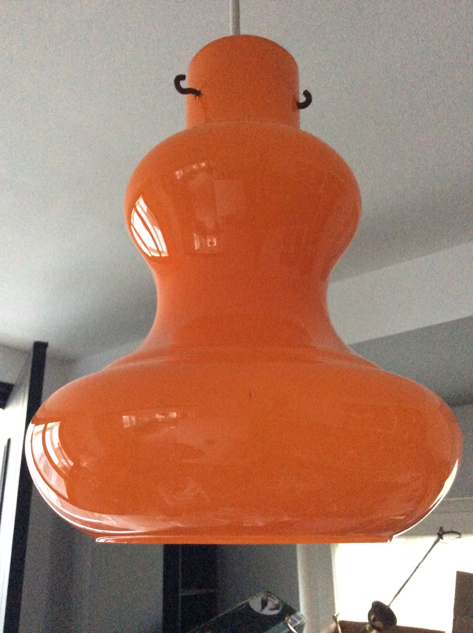Suspension scandinave années 60 en opaline orange