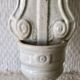 Benitier en faience signe Gien