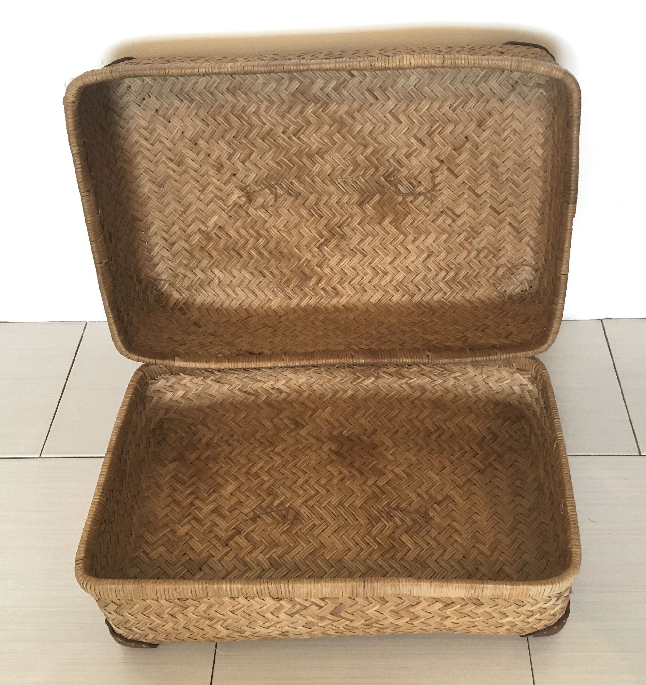 Wicker suitcase vintage rattan leather deco antique
