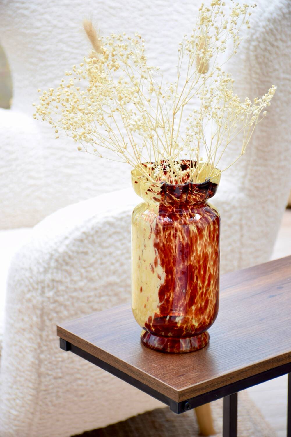 Vase en verre moucheté