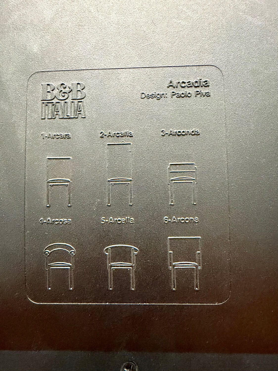 4 camel leather chairs, postmodern design by Paolo Piva for B&B Italia Arcadia.