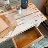 Small country table with 2 drawers