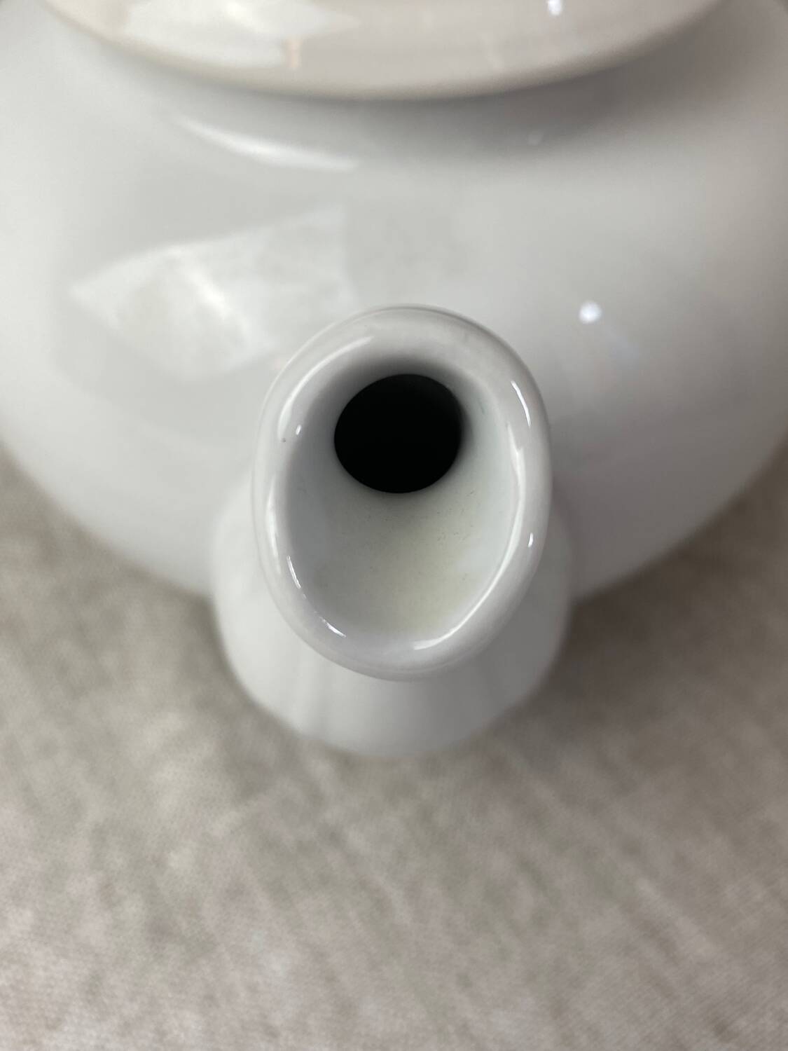 Pillivuyt France white porcelain teapot