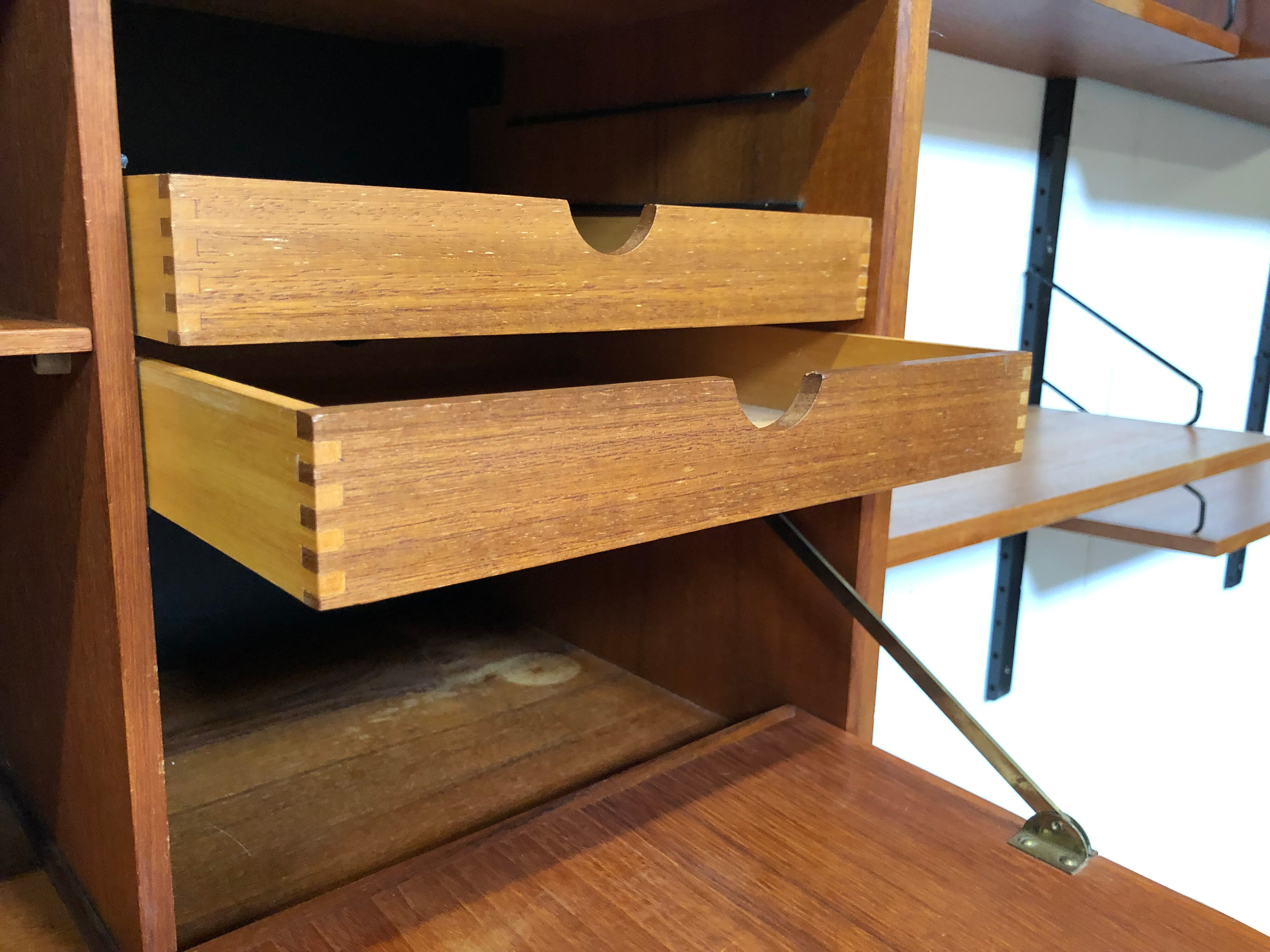 Vintage Poul Cadovius Royal System Wall Console