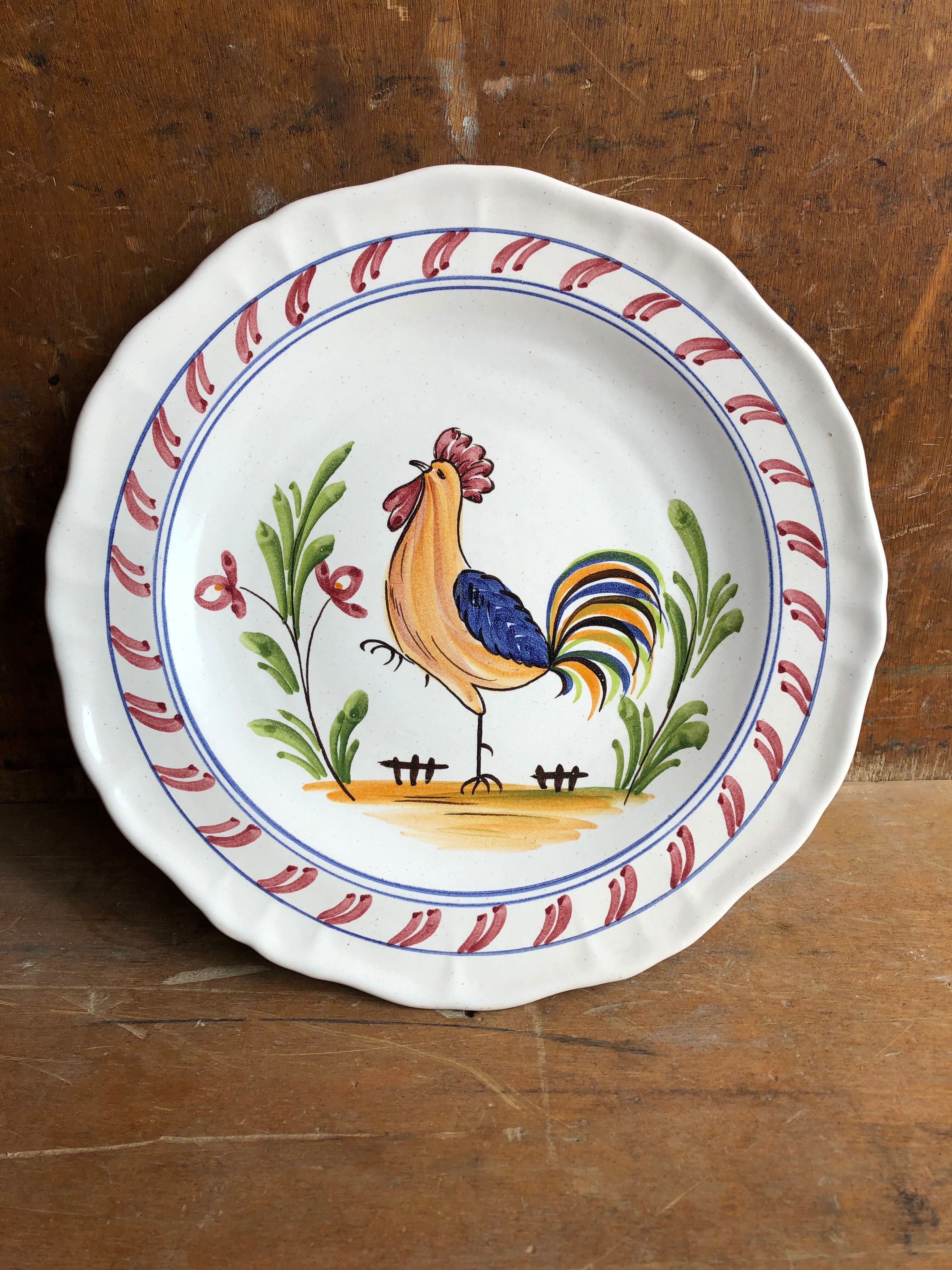 Old decorative plate Quimper France style ceramic vintage rooster design