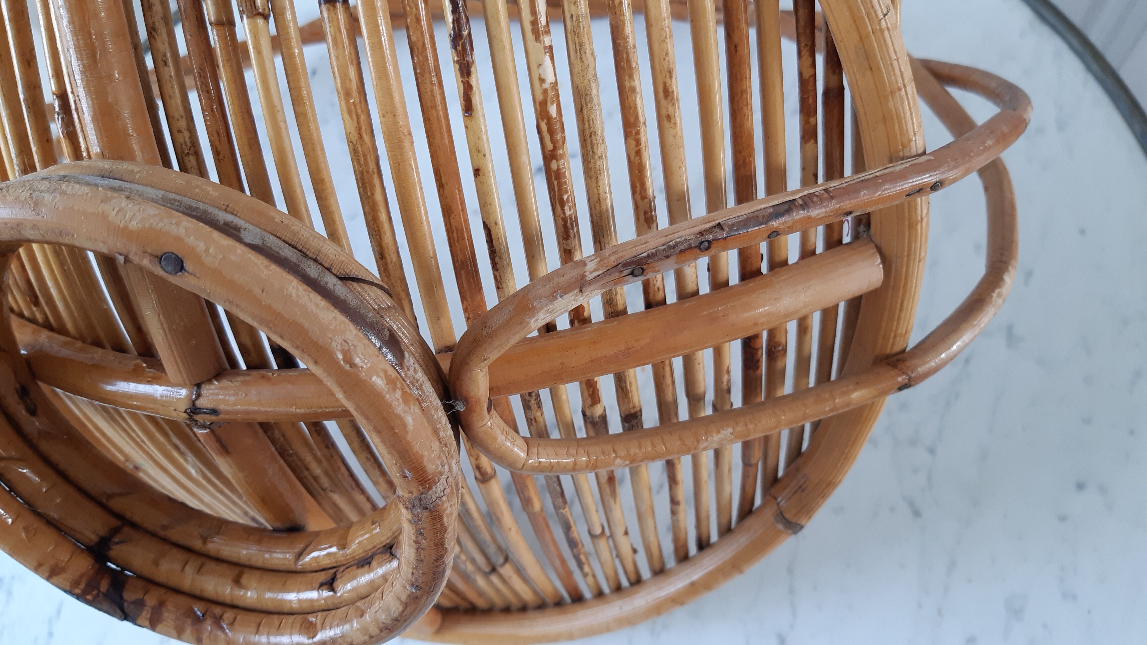 Vintage rattan fruit basket 70s