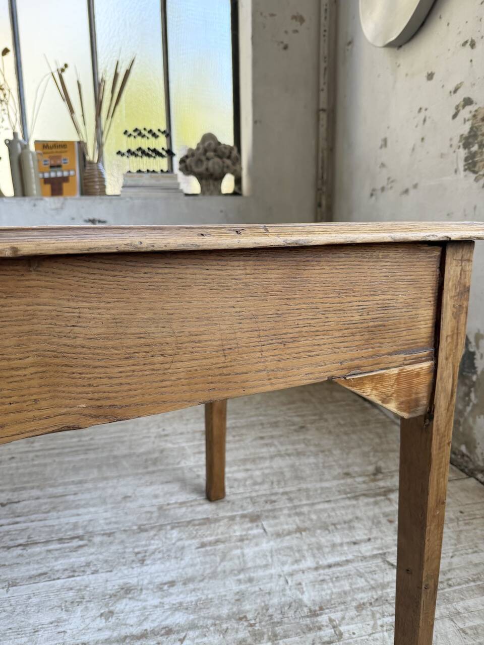 Oak desk with spindle legs, 1950s