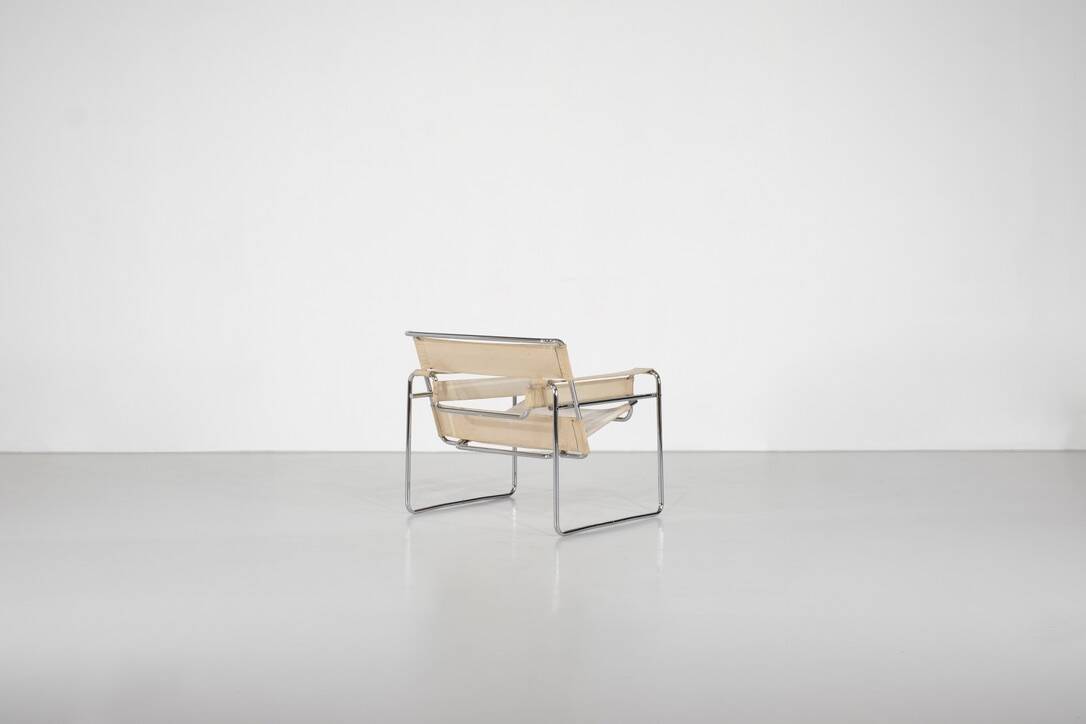"B3 Wassily" armchair in fabric by Marcel Breuer for Gavina, 1925.