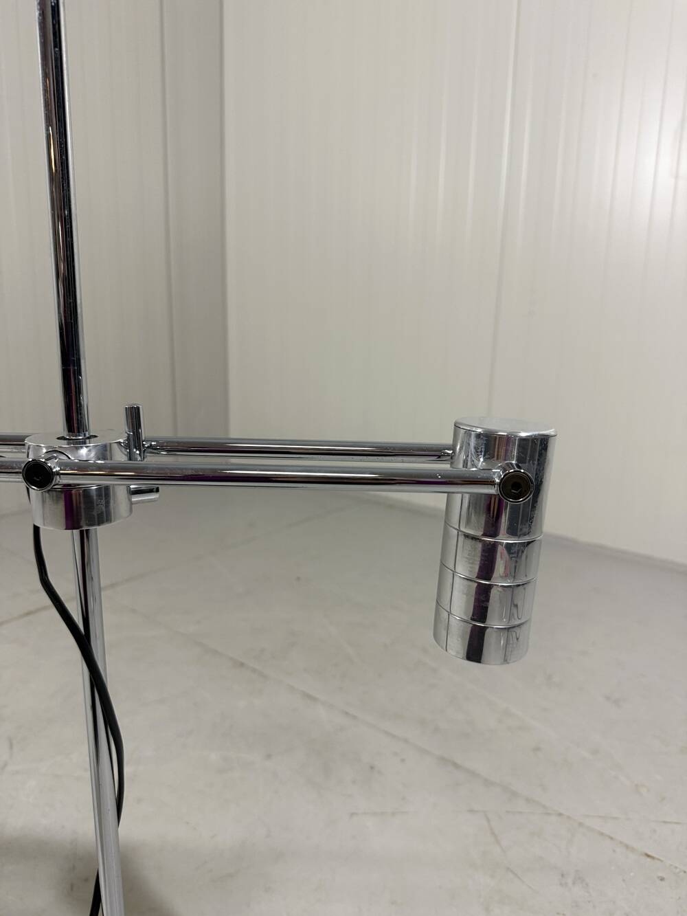 Viktor Frauenknecht Haloprofil desk lamp Swiss Lamps