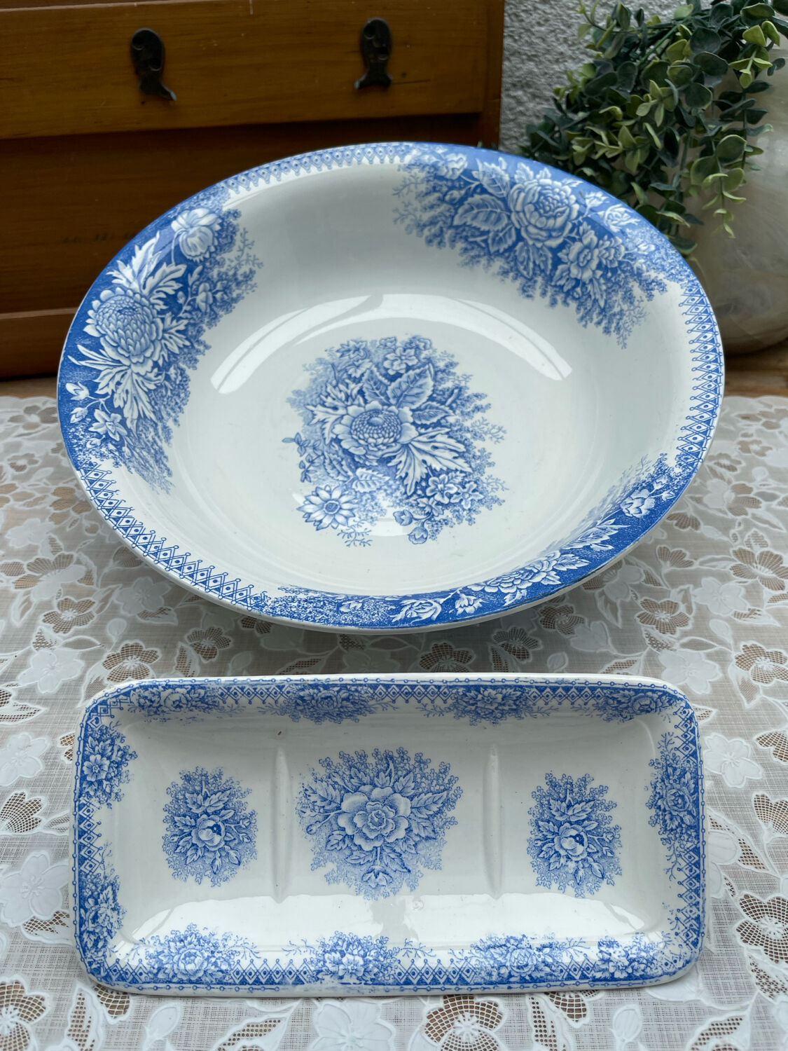 Sainte Amandinoise Toilet Bowl + Soap Dish / Brush Model J